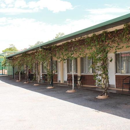 The Lodge Outback Motel Broken Hill Ngoại thất bức ảnh