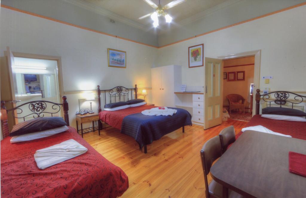The Lodge Outback Motel Broken Hill Ngoại thất bức ảnh