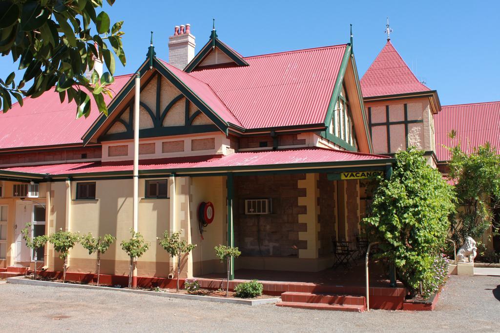 The Lodge Outback Motel Broken Hill Ngoại thất bức ảnh