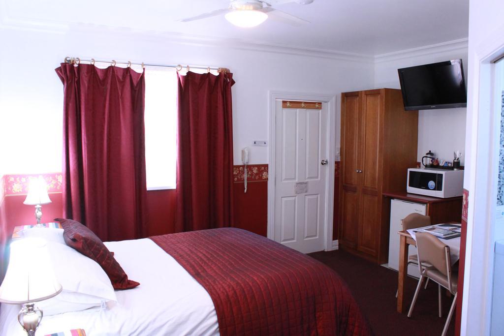 The Lodge Outback Motel Broken Hill Ngoại thất bức ảnh