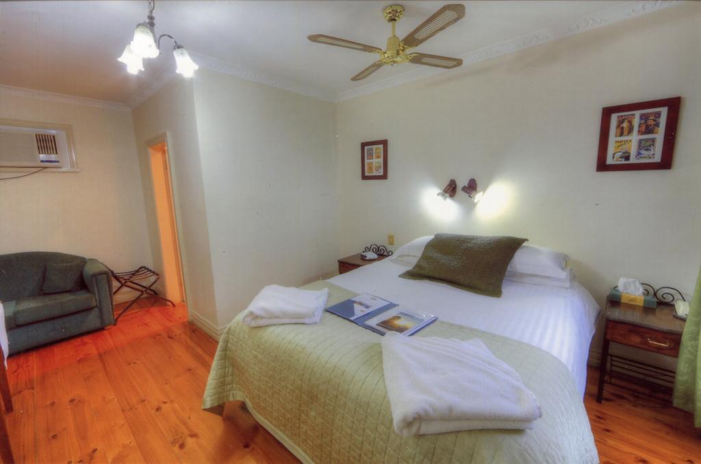 The Lodge Outback Motel Broken Hill Ngoại thất bức ảnh
