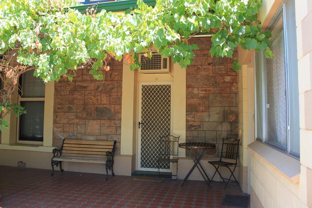 The Lodge Outback Motel Broken Hill Ngoại thất bức ảnh