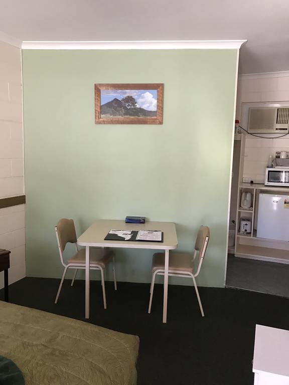 The Lodge Outback Motel Broken Hill Ngoại thất bức ảnh